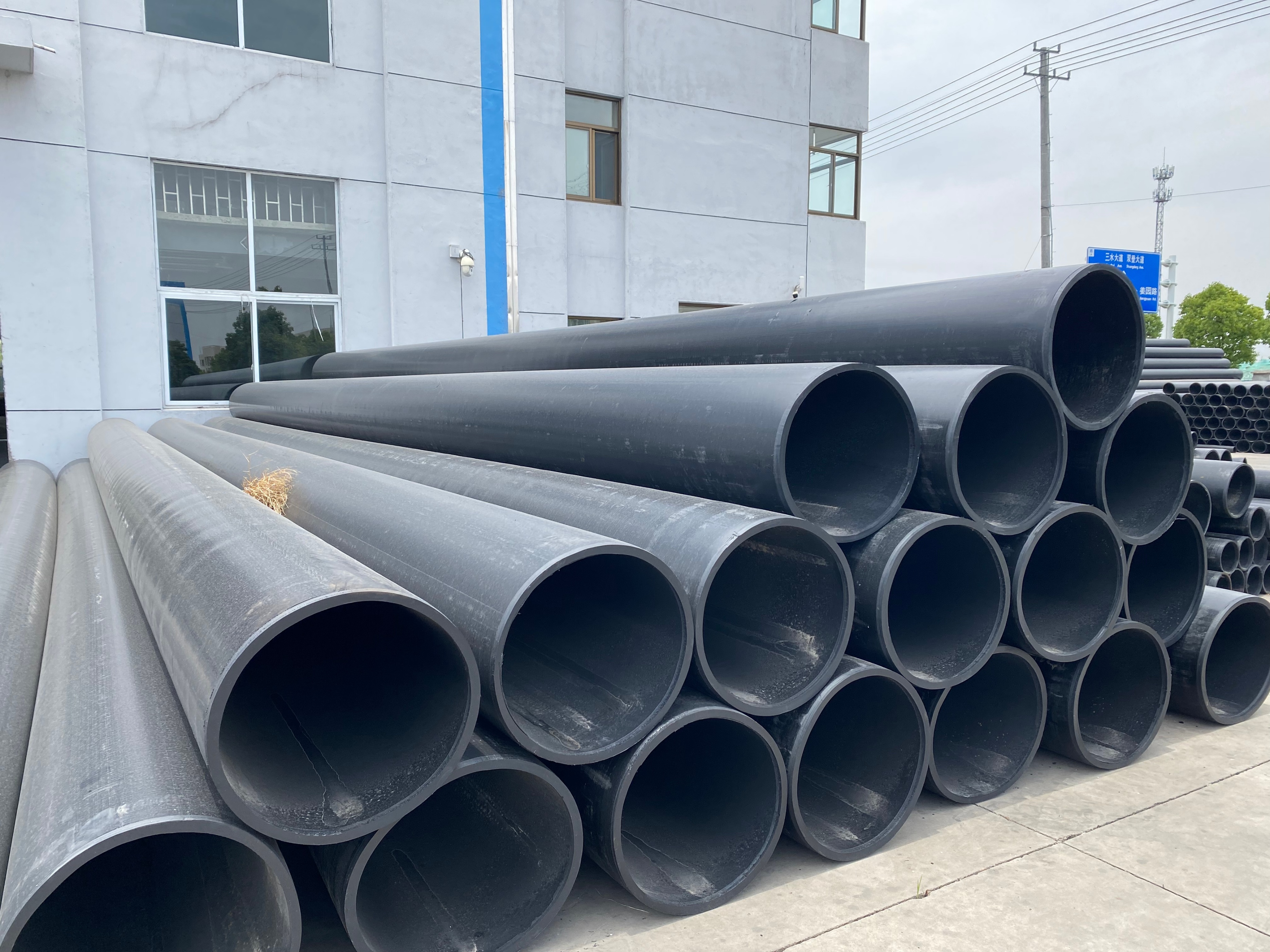 钢丝网骨架聚乙烯复合管怎么样,钢丝网骨架复合管特性及应用领域