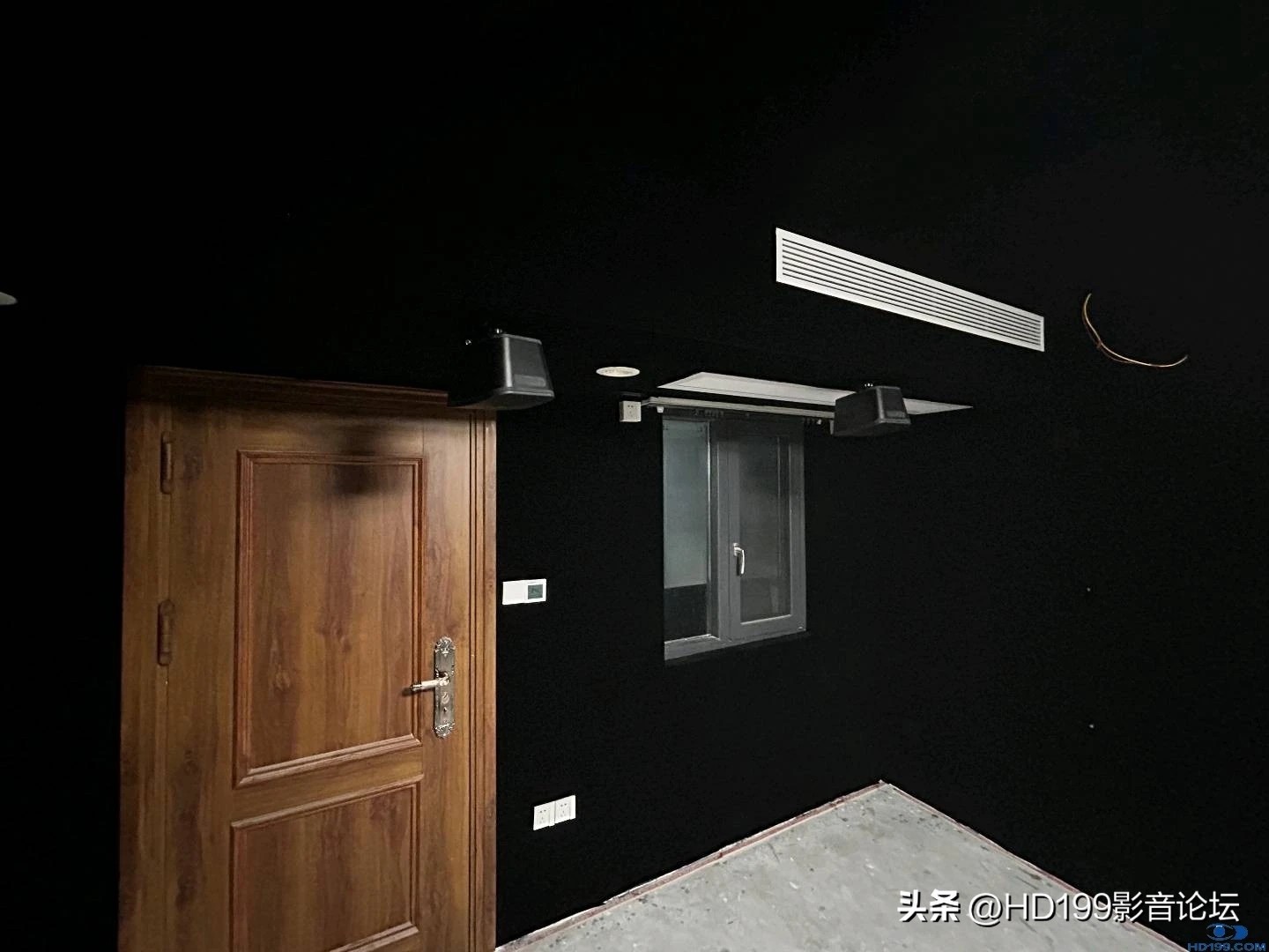 烧友分享|15平小影音室全黑化，完全发挥JVCN70实力！