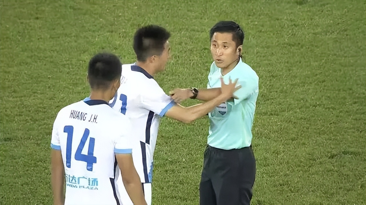 国安马宁名场面,国安鲁能马宁