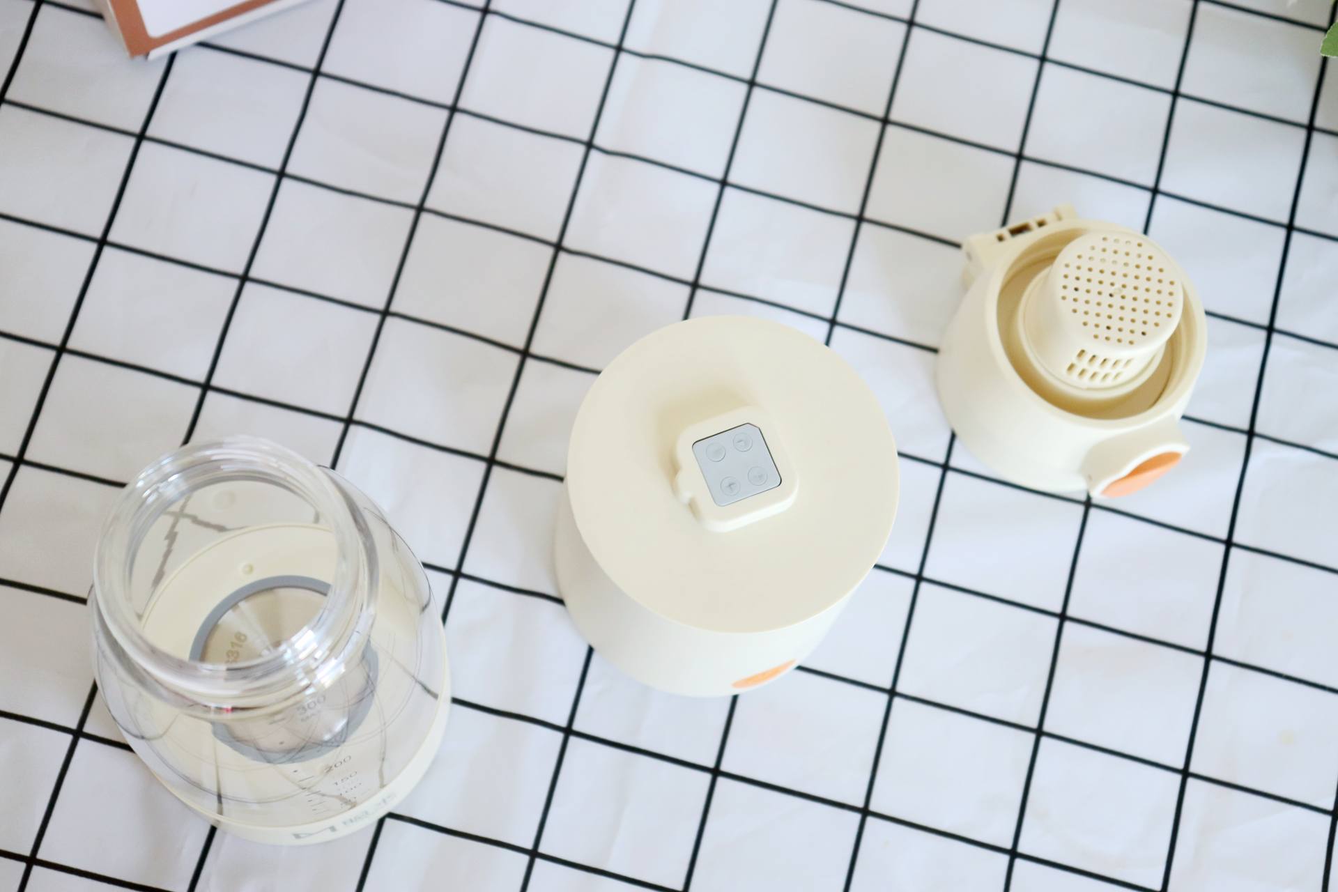 智能恒温调奶器方便携带,便携恒温调奶器无需插电排名第一