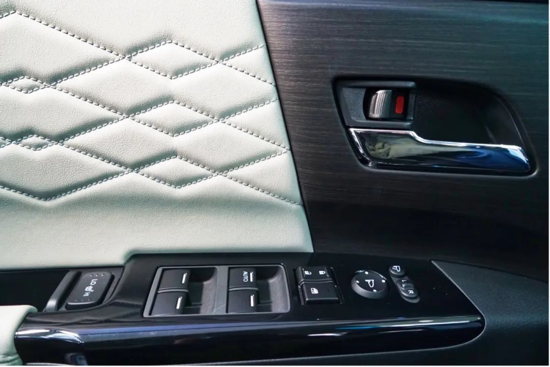 全新艾力绅真实体验,新款艾力绅体验