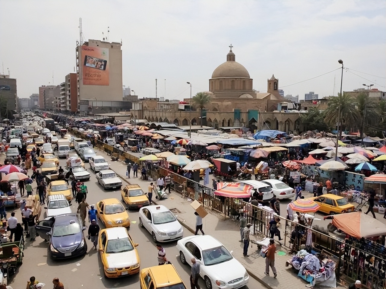 美军冲进萨达姆办公室，发现两件“中国造”，分别来自上海和台湾