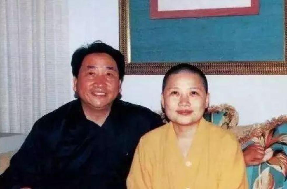 李娜为什么退出歌坛,李娜退出歌坛的真实原因