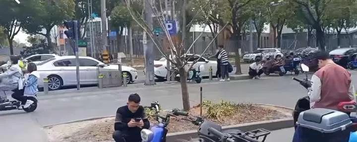 昆山中华园大神最新视频,昆山中华园最新网红大神视频