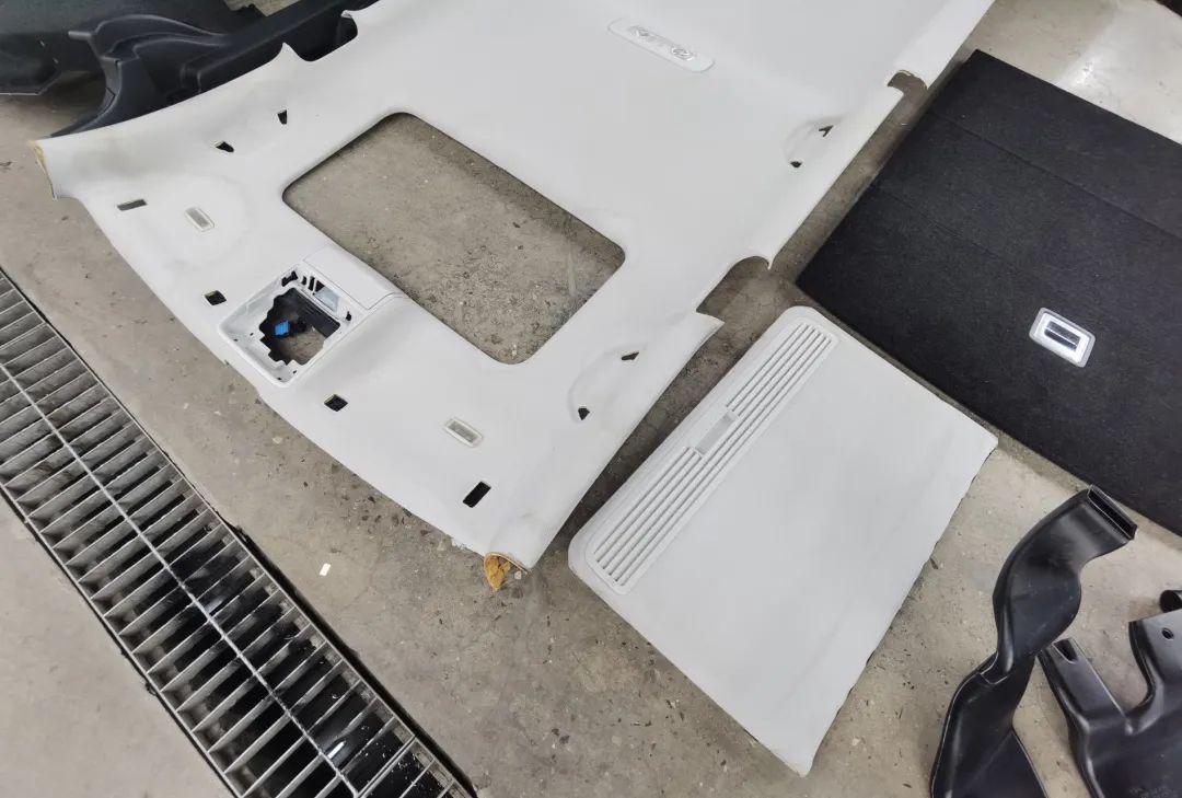 r36翻新改造全过程,大众r36这么老的车怎么还卖这么贵