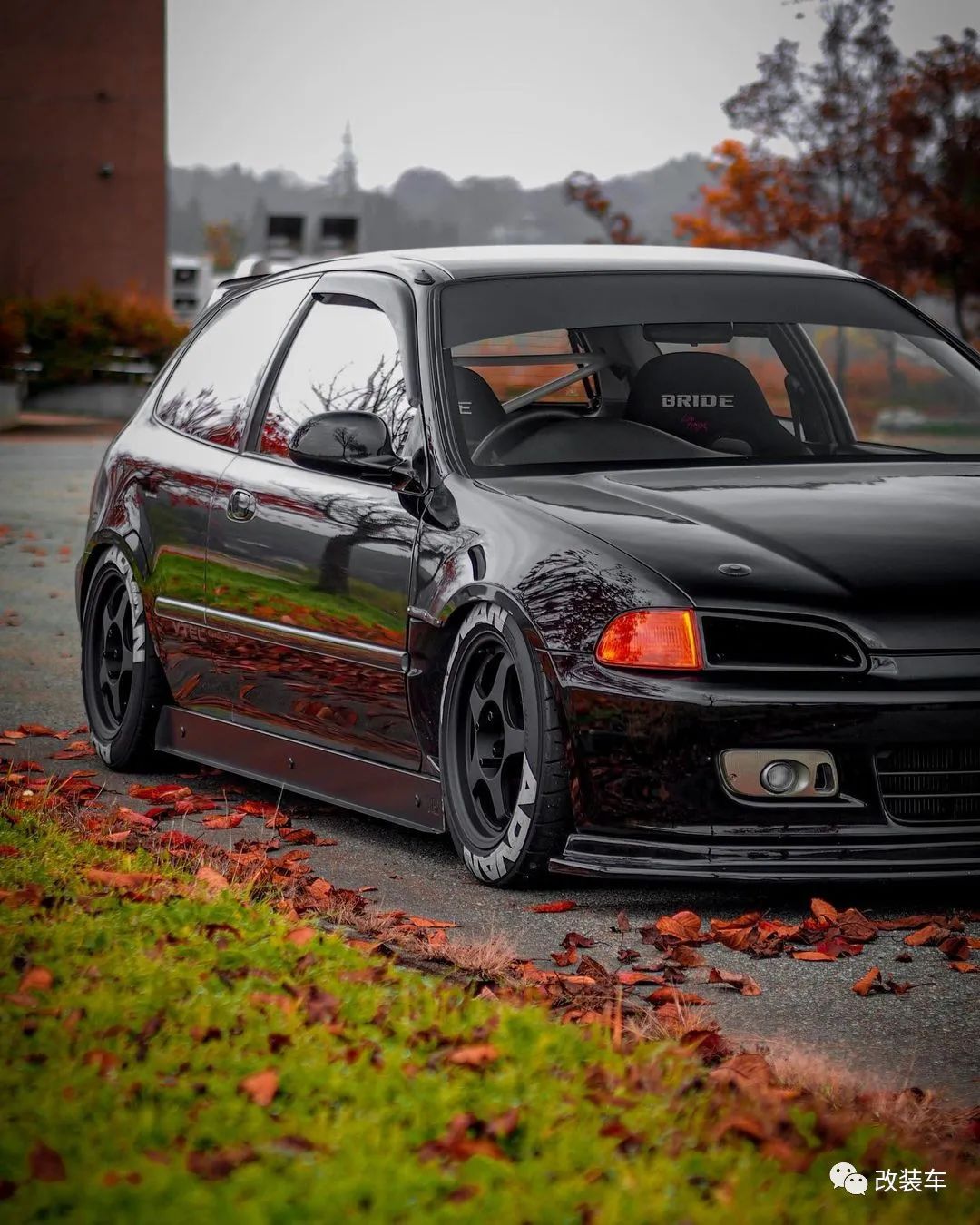 战斗范儿拉满的黑武士本田飞度GE和思域EG,兼顾素雅和张狂