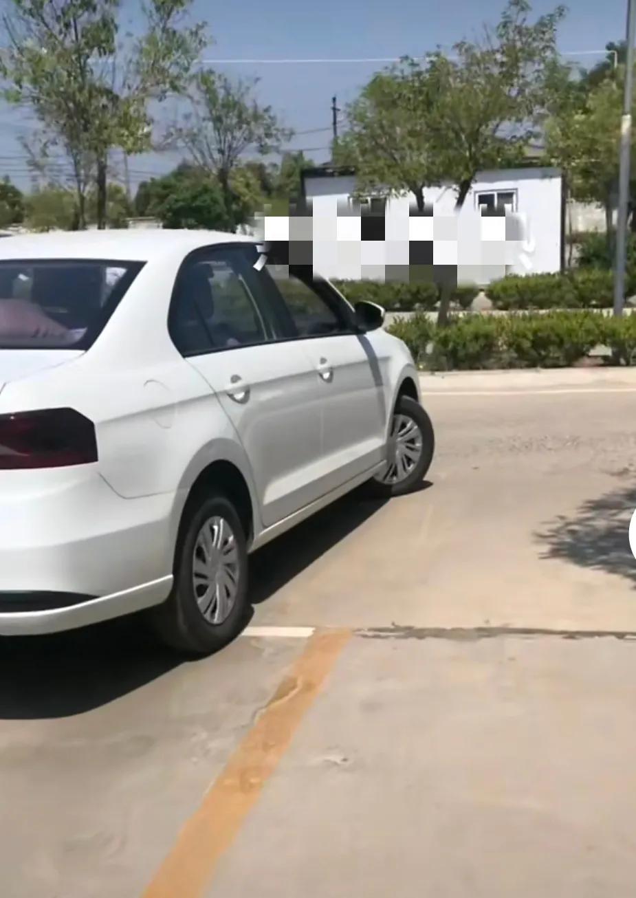 驾校考试机器怎么开,驾校考场机器