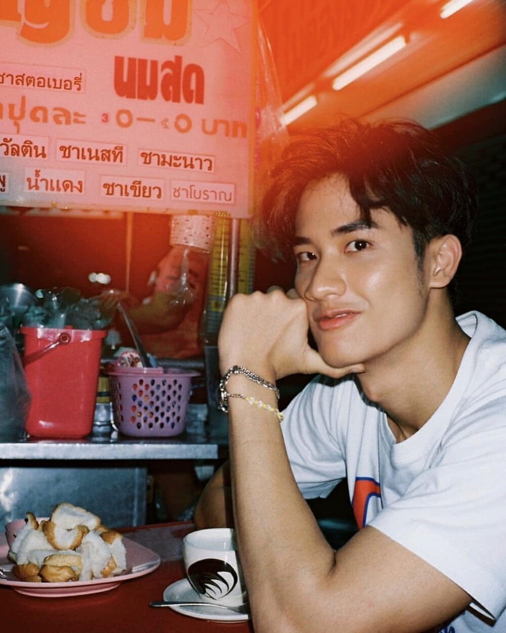 他泰一眼万年的外观2：南农的酒窝，呆的喉结，普明的耳边痣