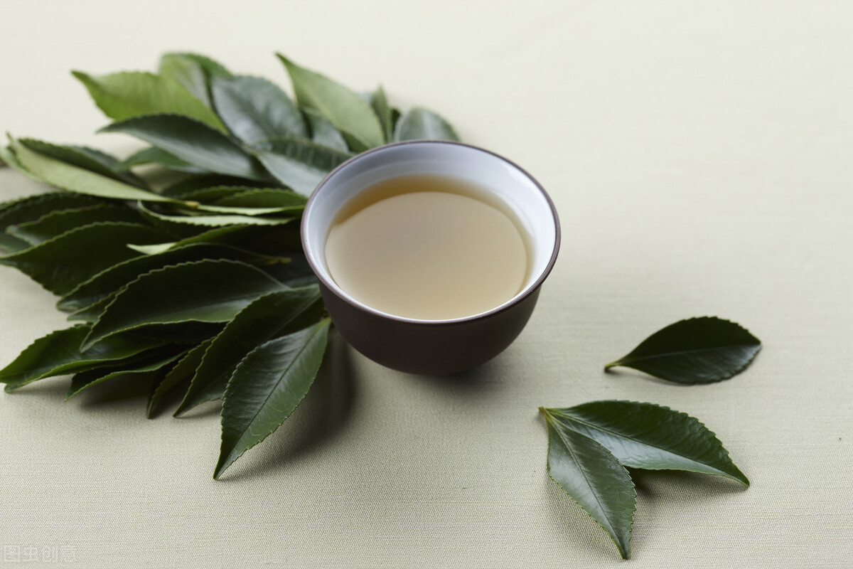 人生如茶喜怒哀乐皆故事,人生如茶浓淡由己冷暖自知