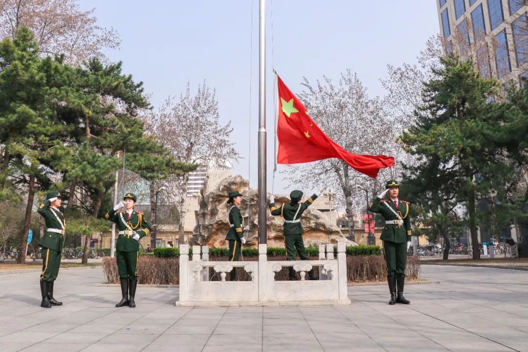 我们找到了人大最美的她！