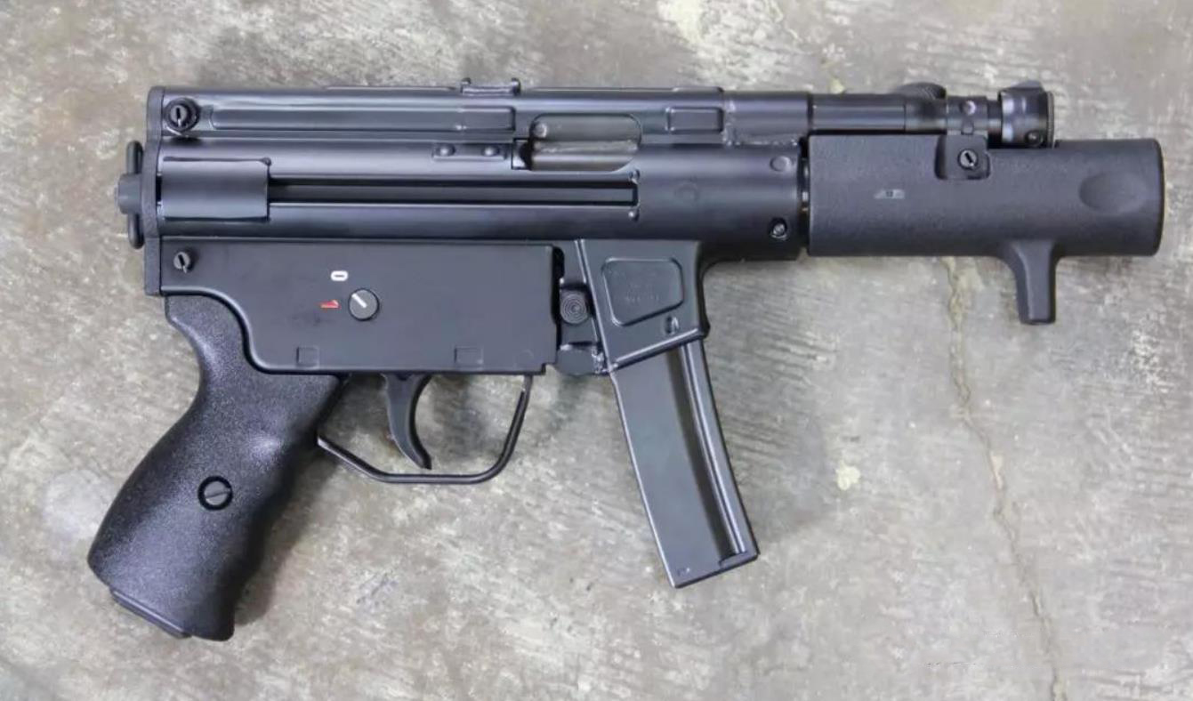 “北极狐”雇佣兵的20种轻*器武**，都是世界最顶尖的枪支