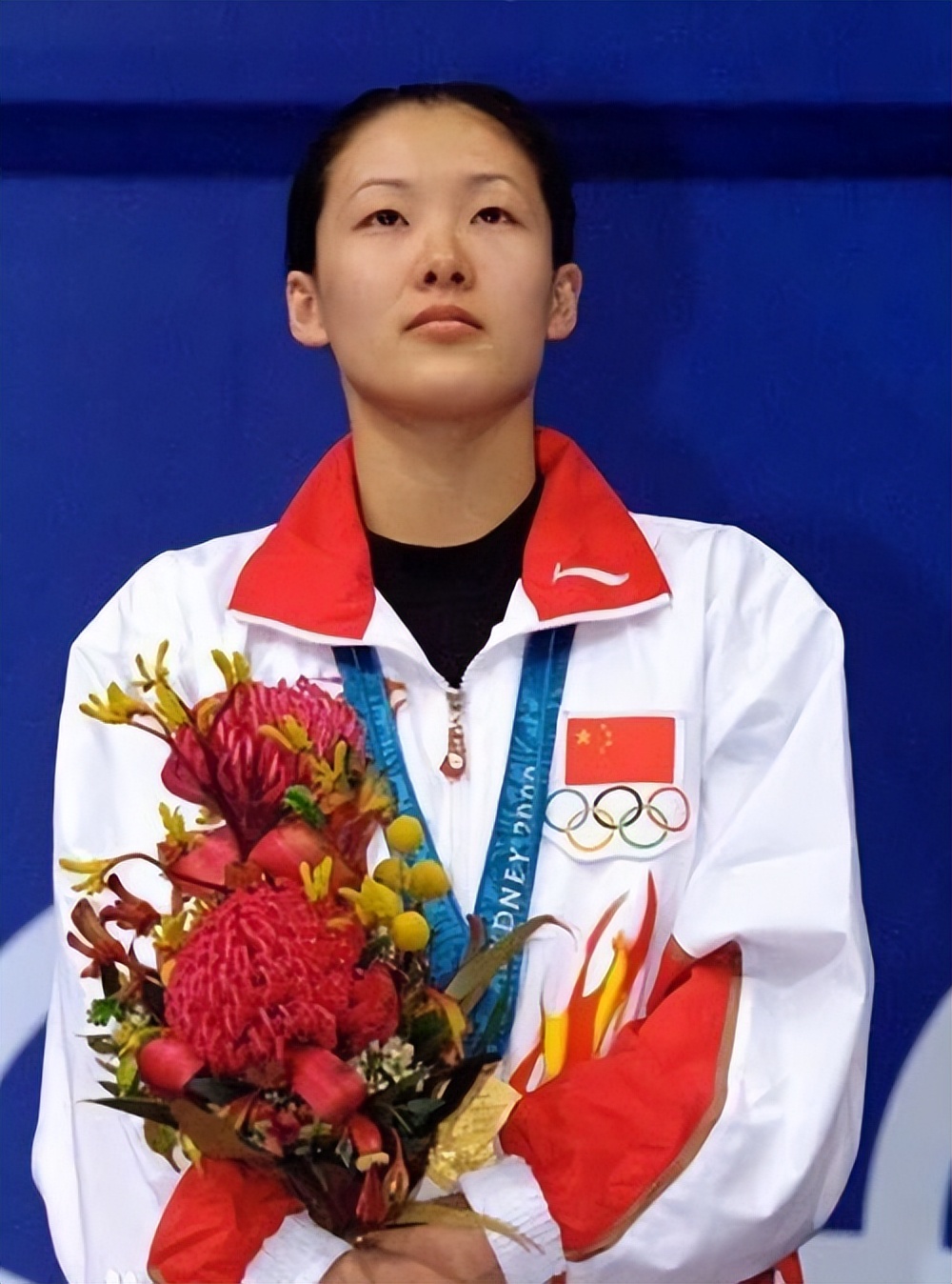 跳水女皇近况曝光,跳水王伏明霞净身出户