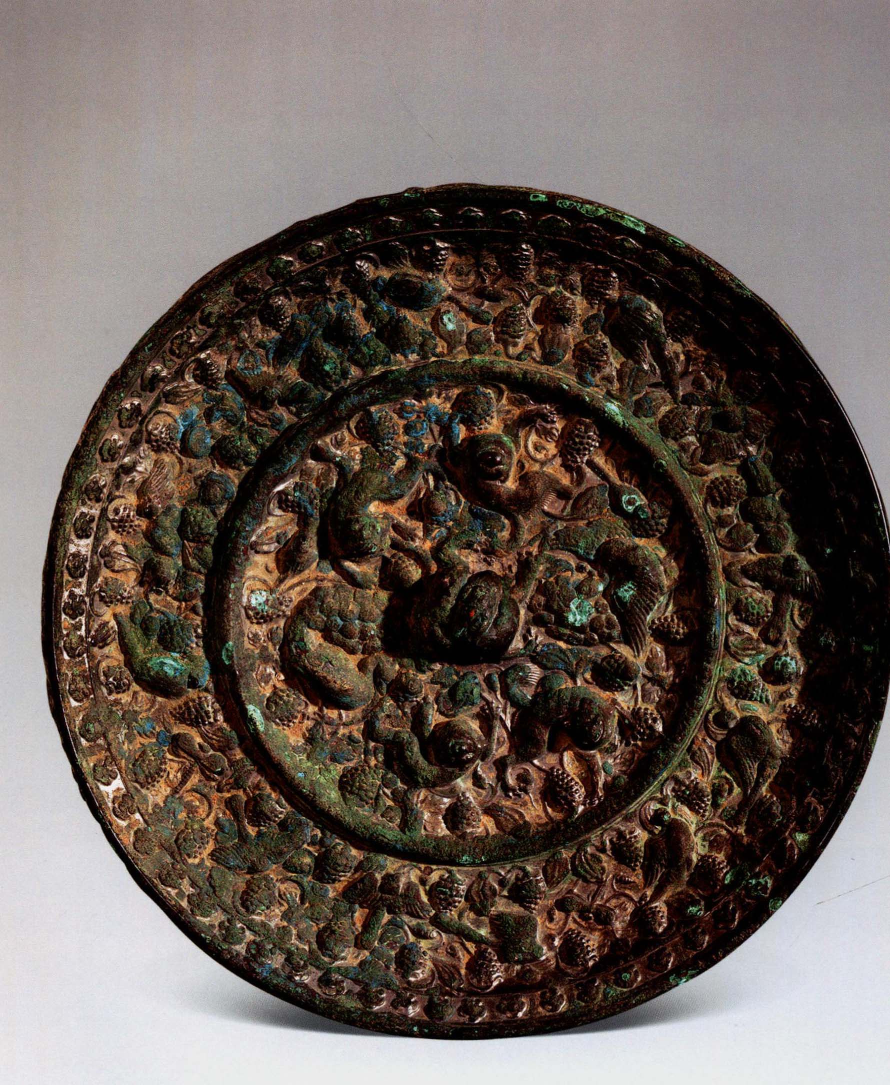 河南老汉带领全村制假致富,制假小作坊年赚百万