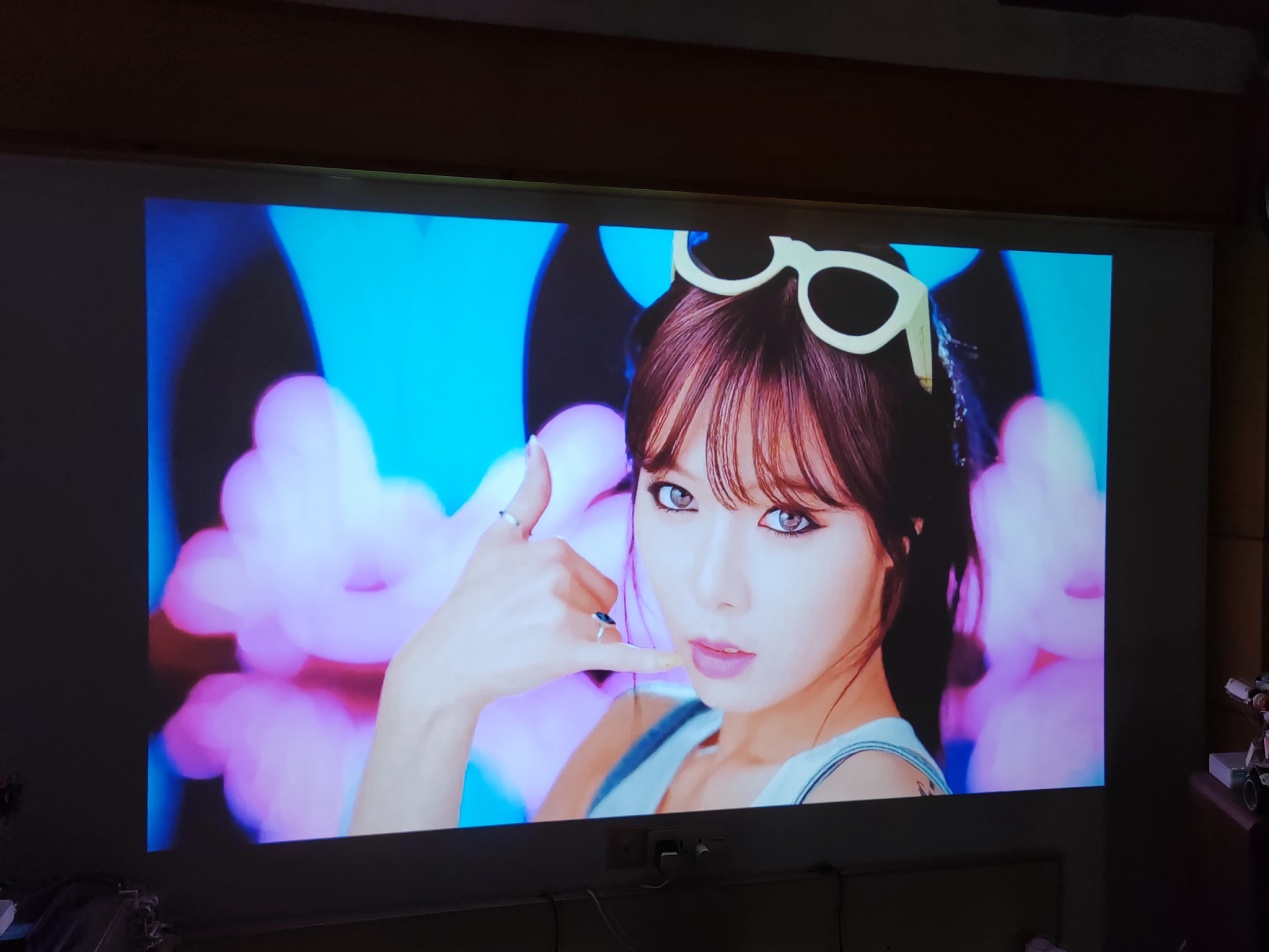 千元极米投影仪,千元极米坚果投影仪