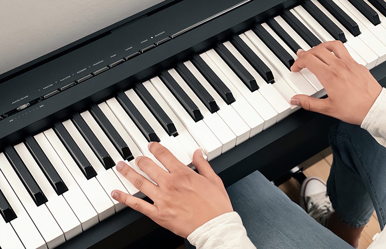 年近半百开始练钢琴:KAWAIES120便携式电钢琴,唤起了我心中的梦