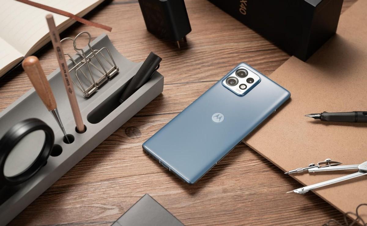 上班电脑推荐笔记本,手机笔记本哪个更值得入手