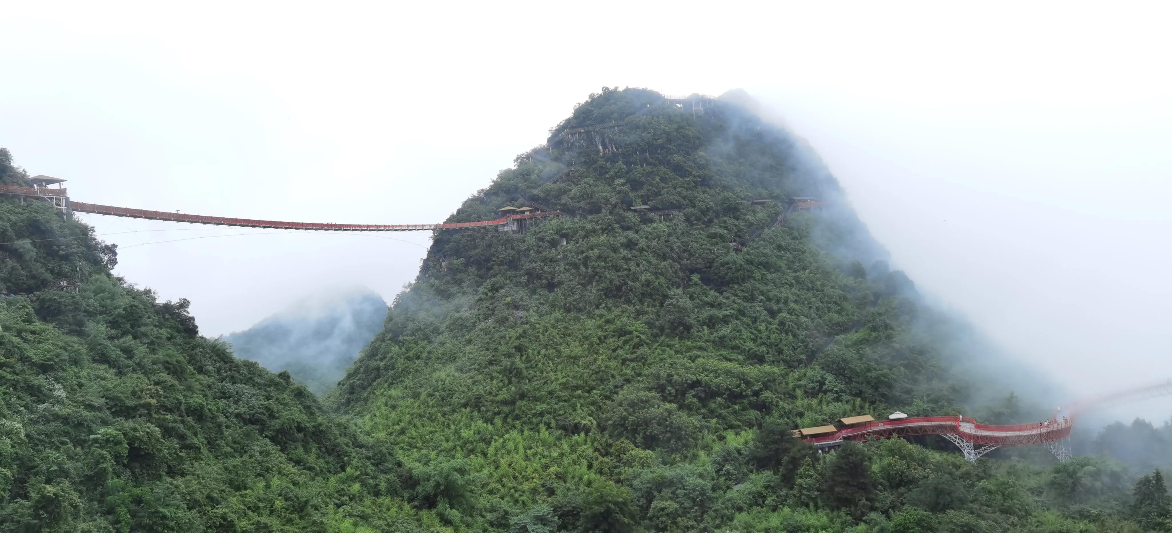 桂林阳朔如意峰一镜到底,阳朔如意峰全景