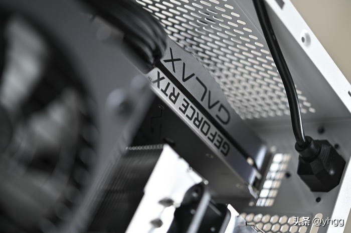 七彩虹主板b760和影驰760,七彩虹b760冰霜对比影驰b760