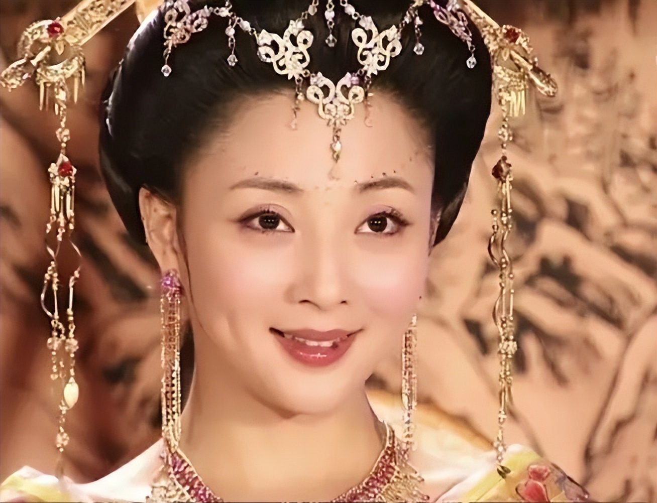 郝蕾和殷桃谁更好看,郝蕾和殷桃演技