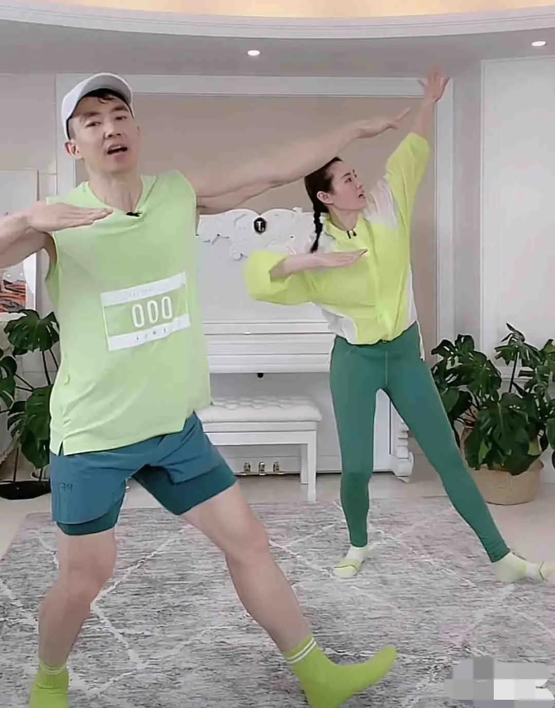 刘畊宏老婆王婉霏多大生的小孩,刘畊宏妻子王婉霏晒新家