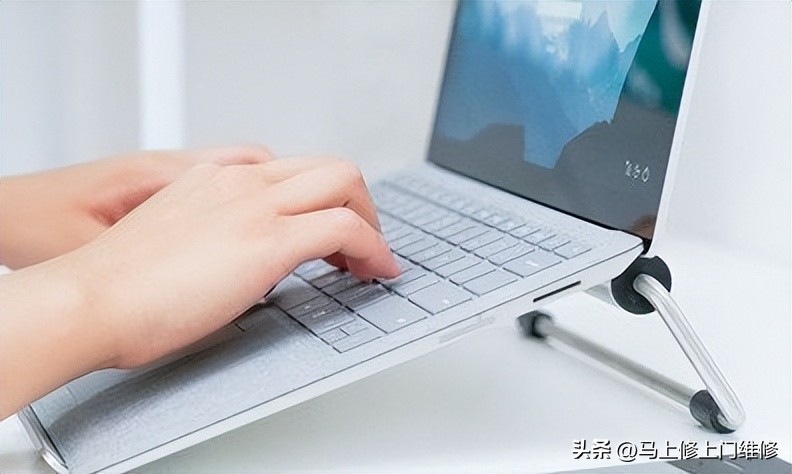 笔记本电脑进水了修理要多少钱,笔记本电脑进水开不了机怎样处理