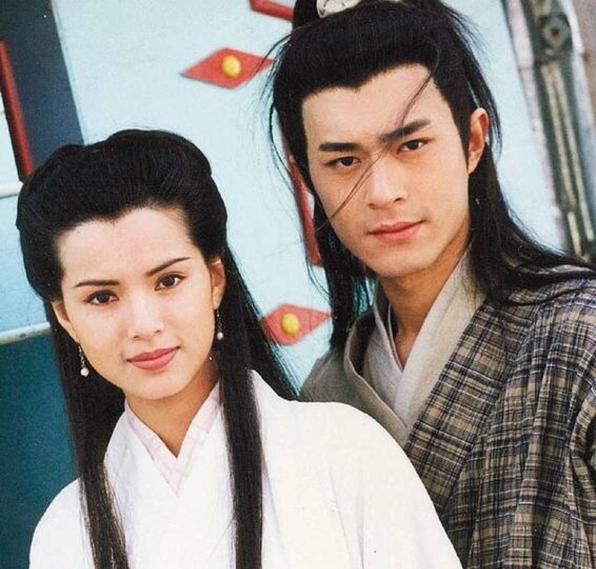 明明很帅自己却觉得很丑,明明很帅却打扮很丑