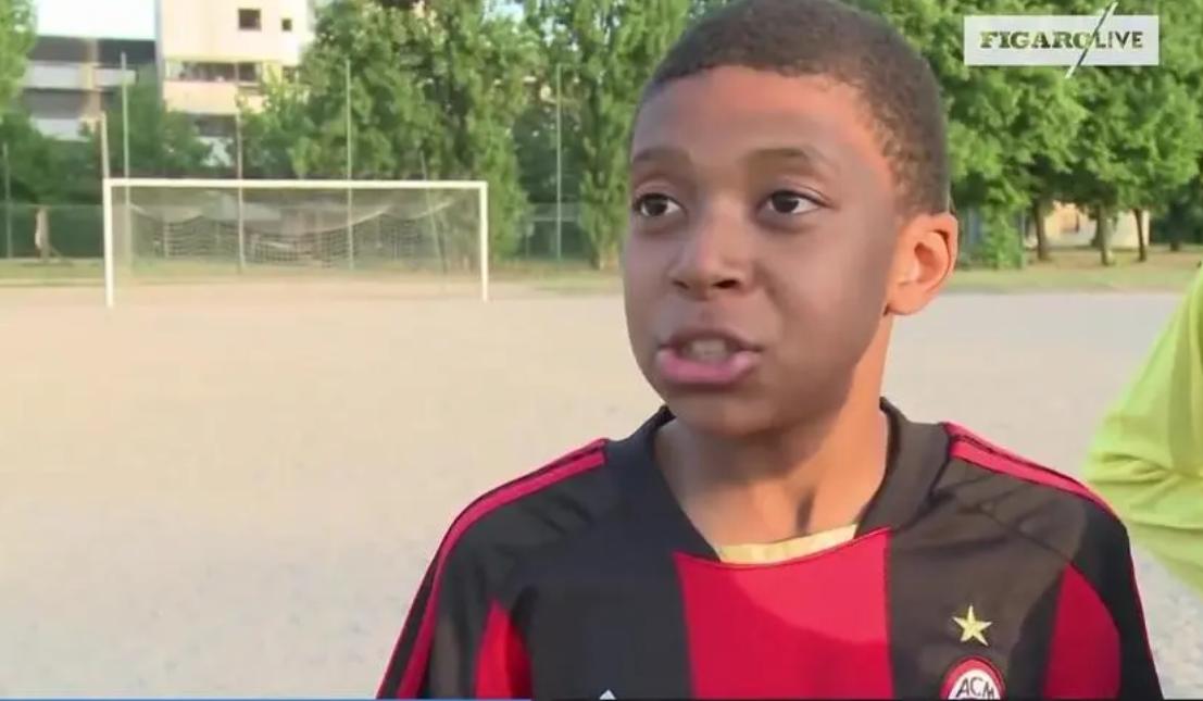 足坛球员童年照,足坛球星萌娃照