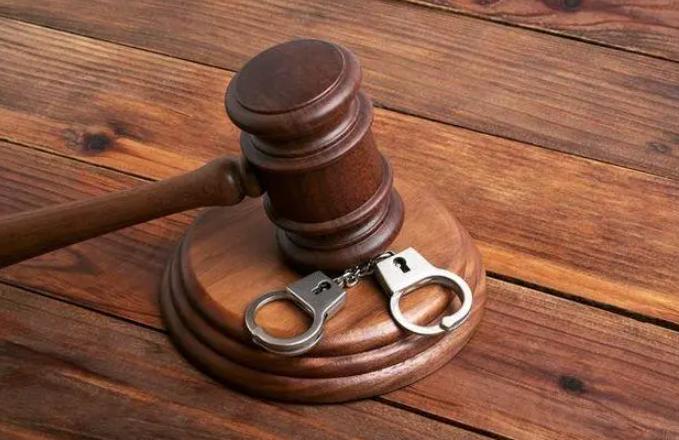 公众号转载别人资料触犯法律吗,微信公众号发布案子内容犯法吗