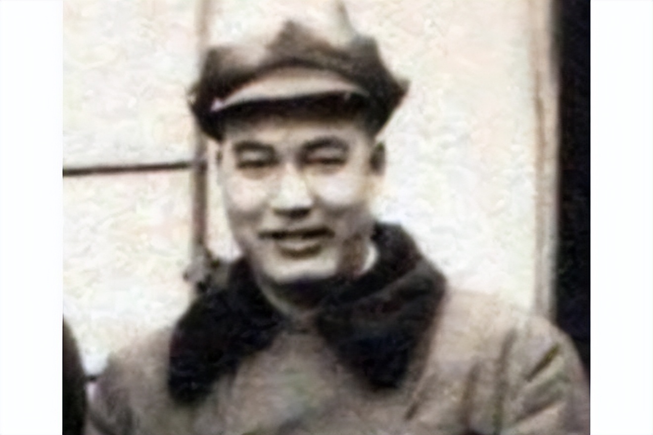 美国女子在中国当70年老师，总理特批绿卡，家里有面*旗国**不让人碰