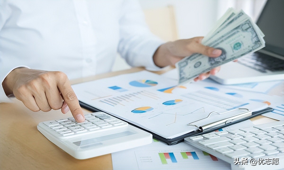 文科生学英语专业的就业前景怎样,学日语的文科生就业前景好的专业