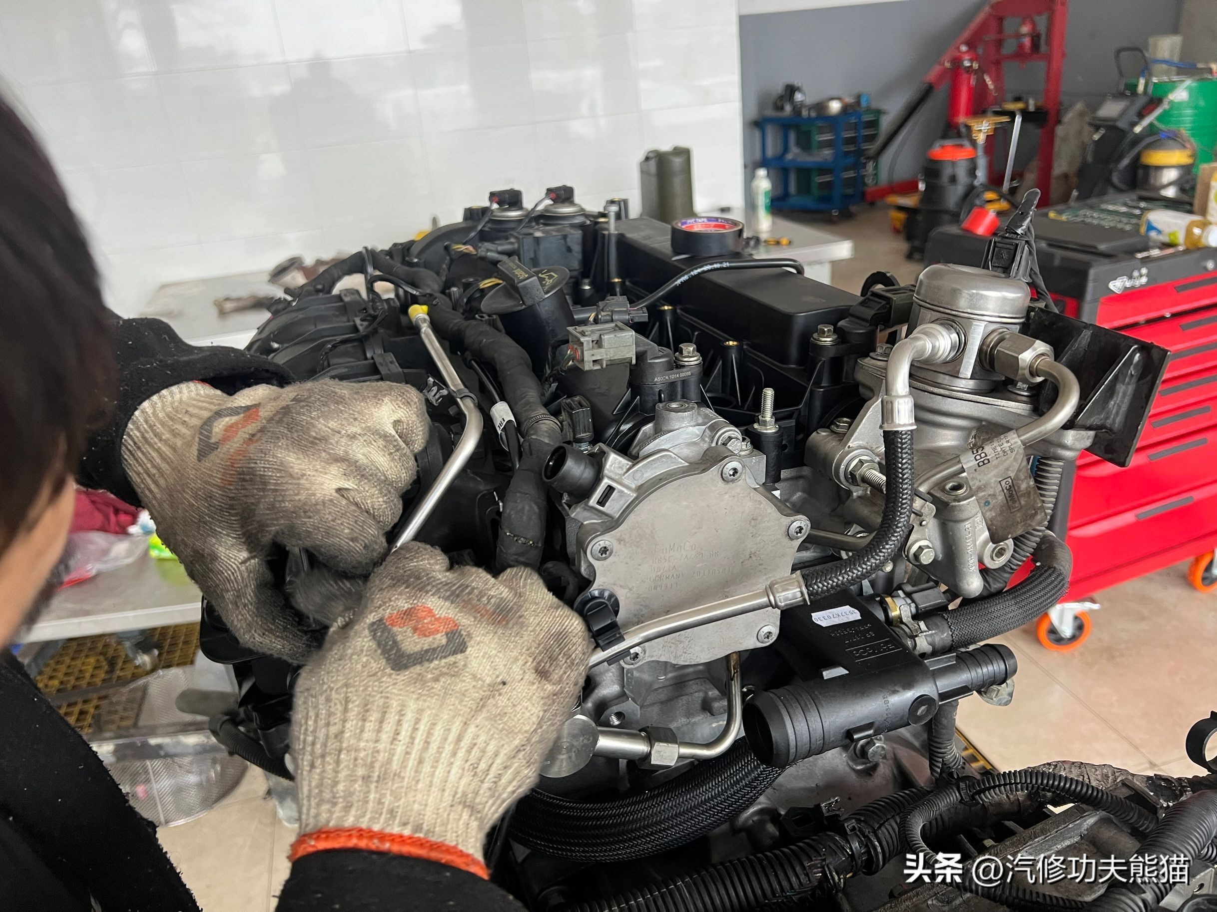 沃尔沃xc60十年老车,最新款沃尔沃xc60烧机油是通病吗