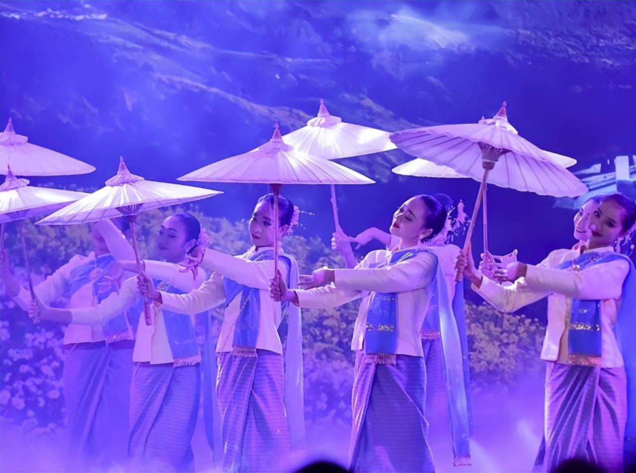 娉板浗鐜嬪悗apec鏅氬,apec娉板浗鏅氬