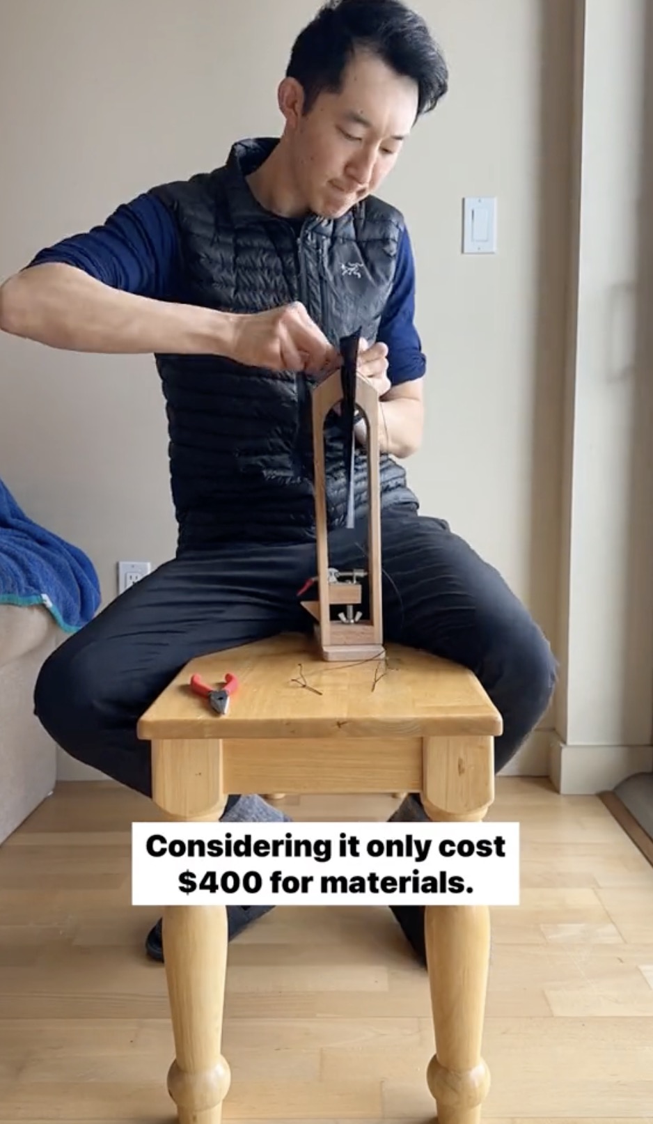 亚裔小哥花400刀手工制*爱作**马仕包送女友，网友为此吵翻！