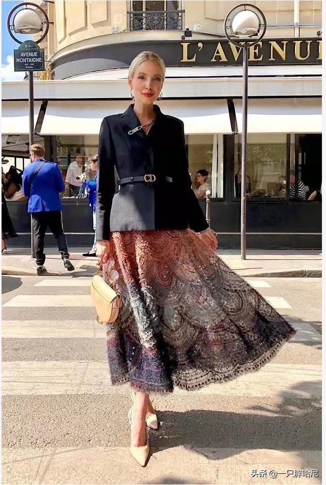 40岁女士气质高端穿搭冬裙,中年气质女裙高级感