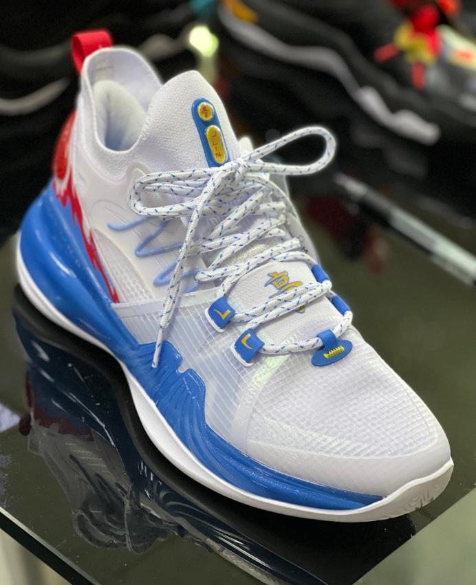 李宁球鞋高端中端,林书豪2se和361big33.0pro怎么选