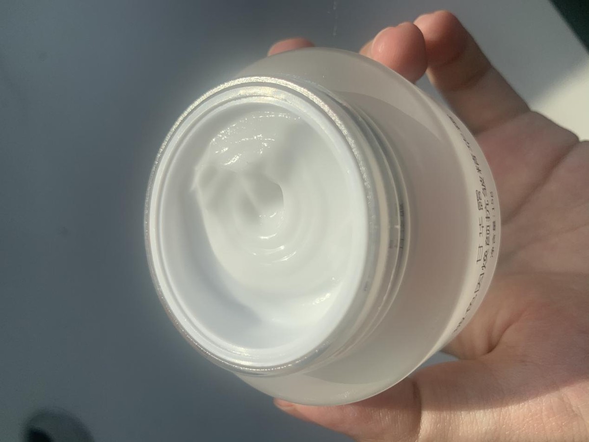 40岁除皱用哪个牌子护肤品,40多岁的人最适合做的除皱项目