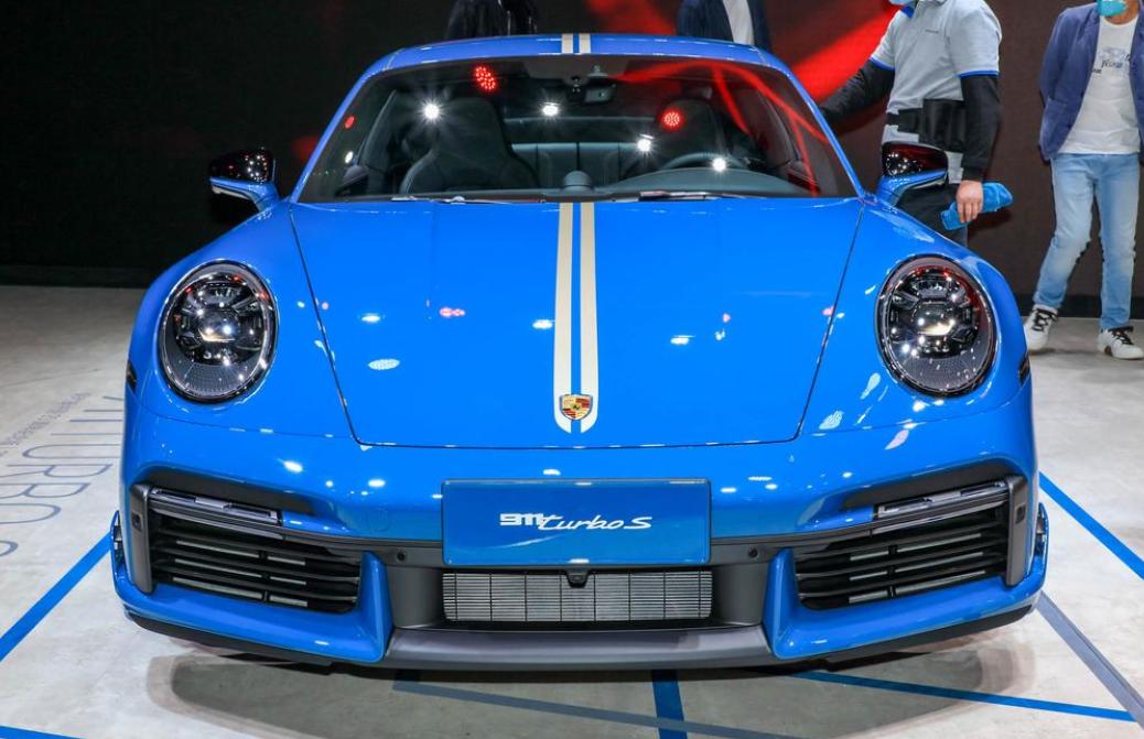 保时捷911turbos保时捷918,保时捷918spydervs保时捷911t