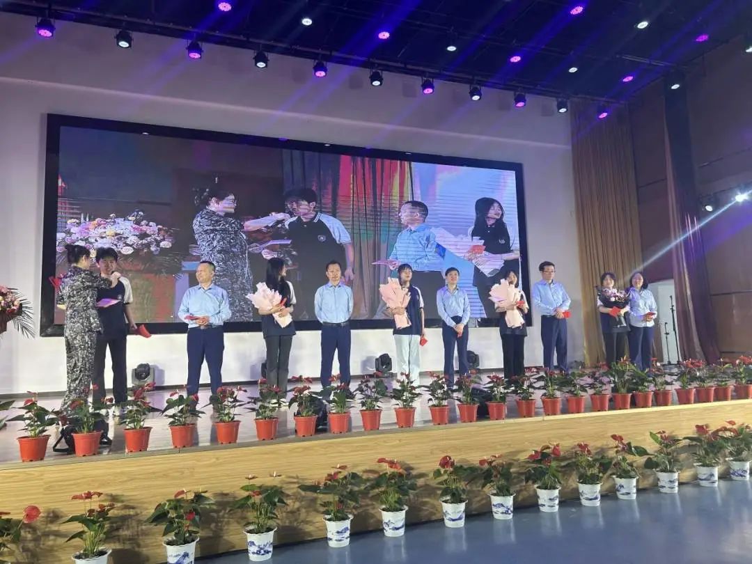 曾都一中2011届,随州曾都一中毕业典礼