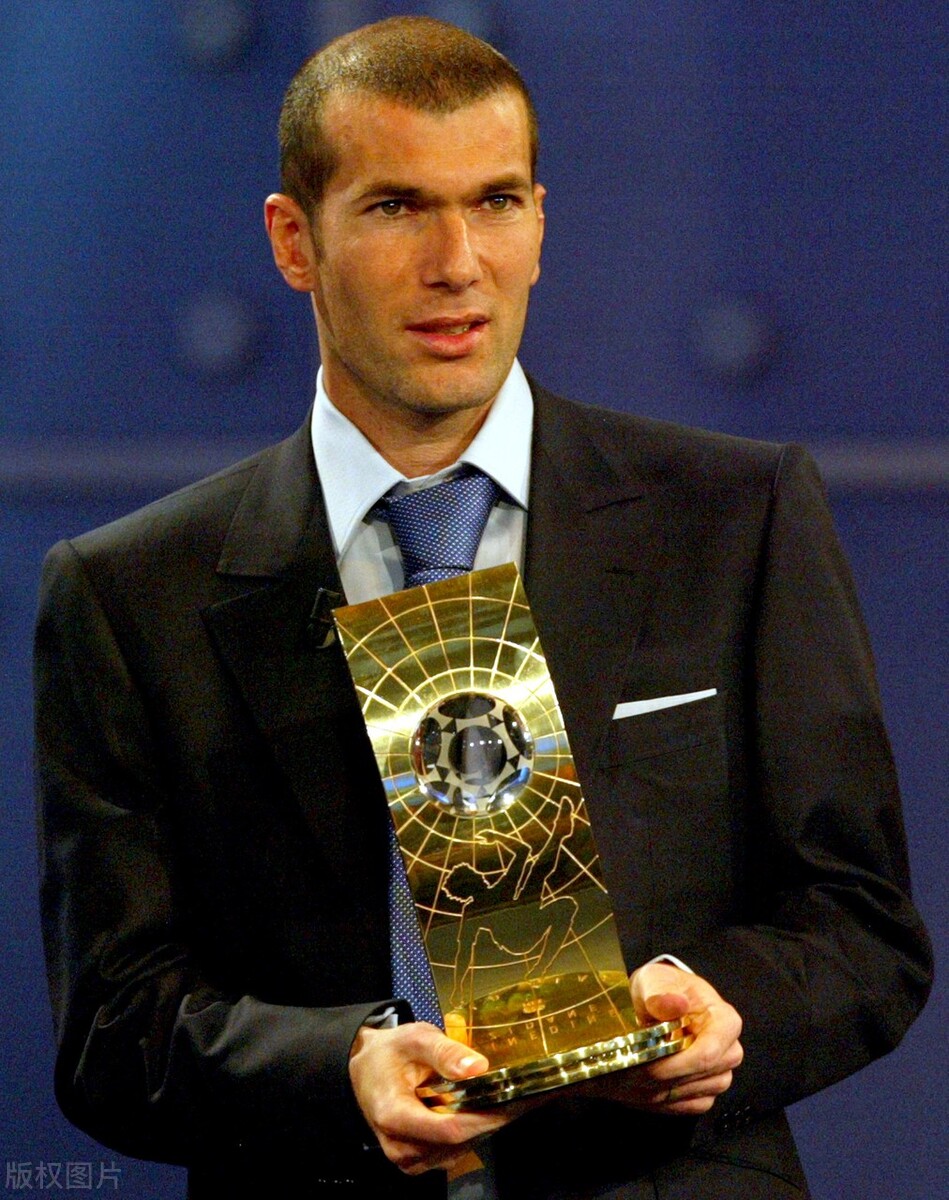 2023年fifa世界足球先生颁奖时间,历届世界足球先生揭晓时刻