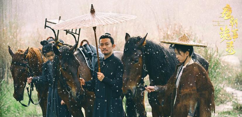 给2022年“进步最大的十位男演员”排个名：靳东第十，王骁第二