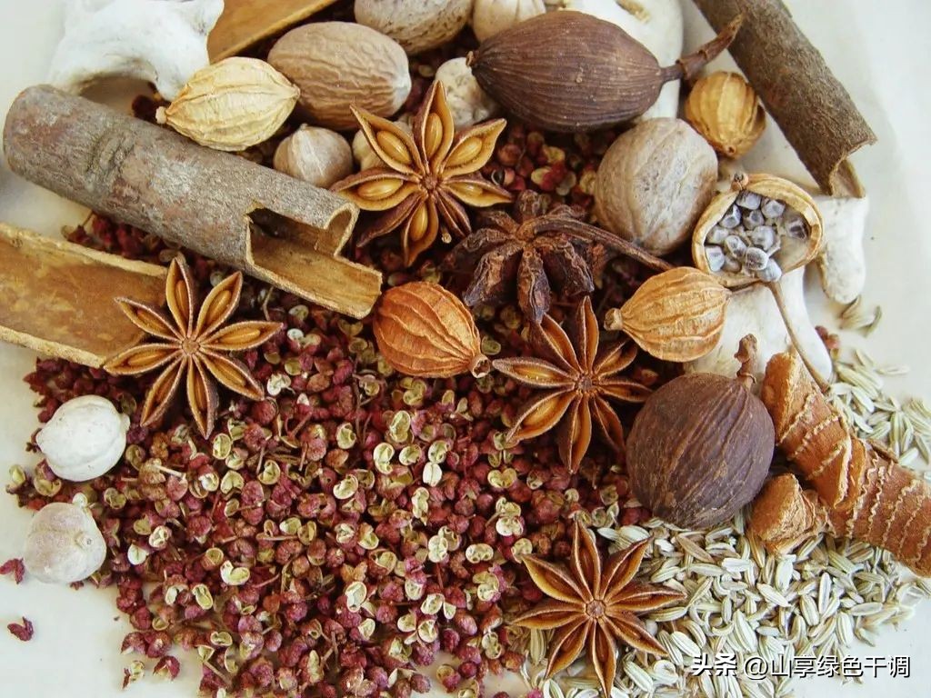 自助小火锅制作教程开店,15元自助小火锅创业案例