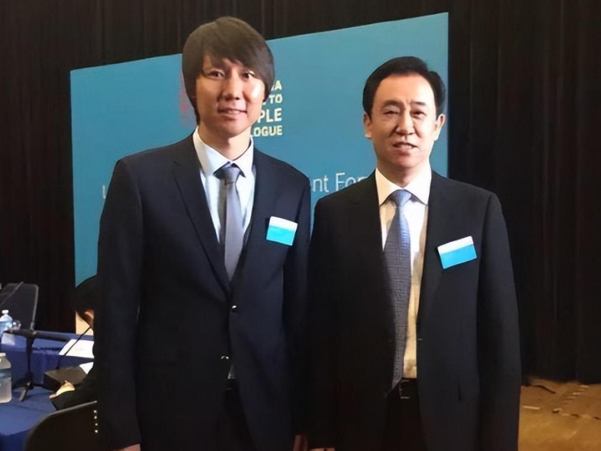 16岁就入选健力宝队留洋巴西,16岁李铁