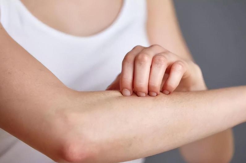 人体润滑剂，对女性伤害大还是对男性？能长期用吗？看完涨知识了