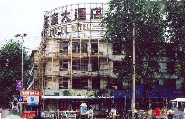 石家庄的长安街在哪里,石家庄长安中山路