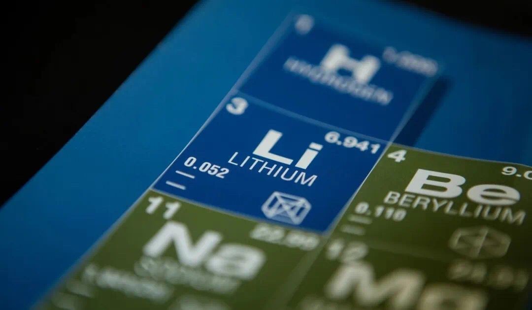 业绩大增股价却一直跌,业绩暴增但股价却长期盘整的股票