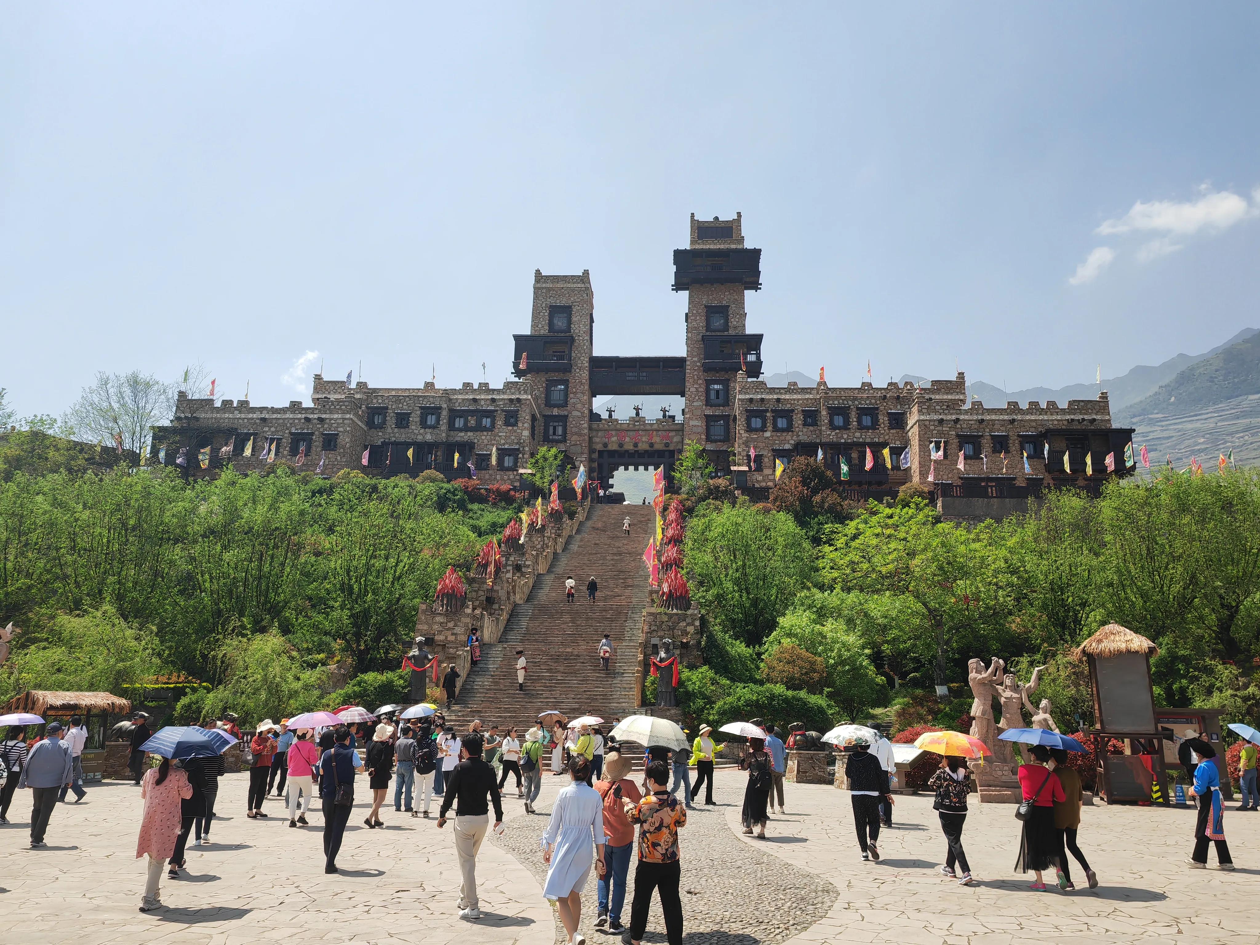 保险公司免费泰国游,保险公司组织免费旅游敢去吗