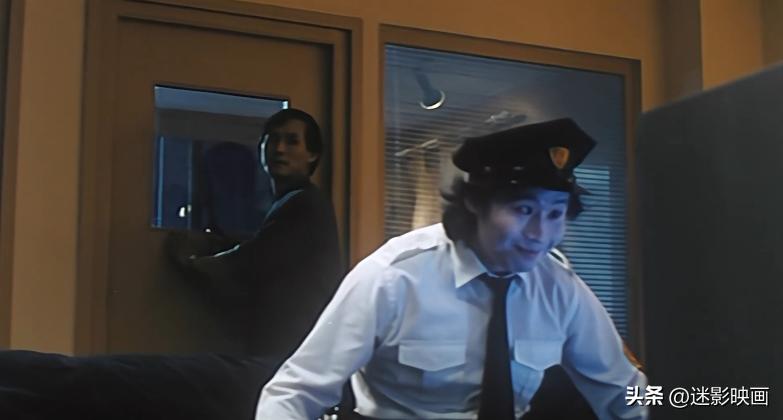 37年前的邪典片,王祖贤颠覆出演,删减才能播,录像厅时代噩梦