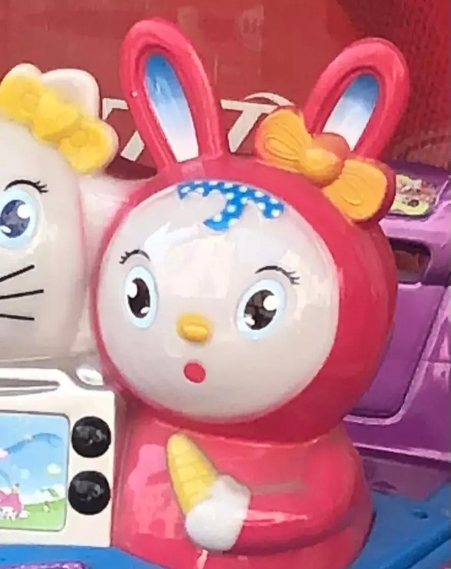 “男票打篮球裤子被队友扒了...”哈哈哈哈救命一整个社死了