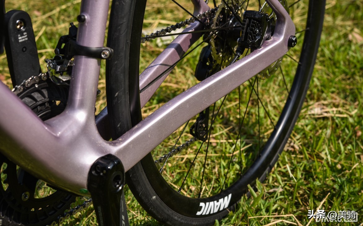 另类入门碳车VanRyselNCRCF公路车评测