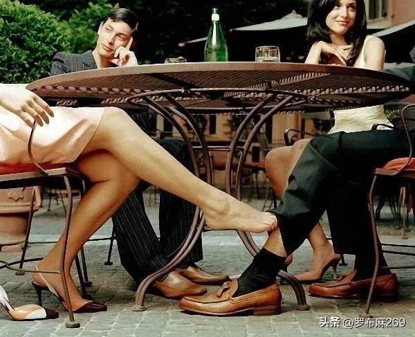 香港人看上去都有气质,人靠衣装香港人真实的一面